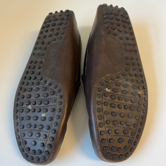 Tod’s Men’s Loafer. Excellent Condition. Size 7.5 main image 6